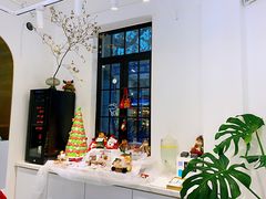 -Fridi Patisserie Cafe