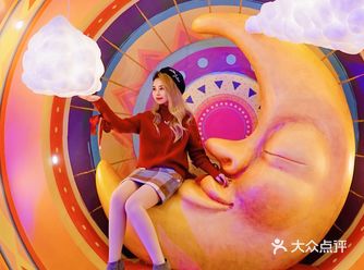 Mew看展·VR世界大冒险，行走在立体童话秘境中