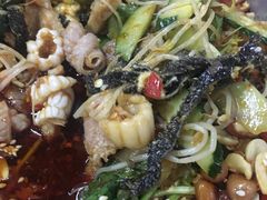 -周良天山牛杂城(天山路总店)
