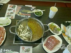-呷哺呷哺 黄金牧场 (盛世天骄店)