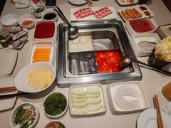 -海底捞火锅鲜切牛肉主题店(长寿路店)