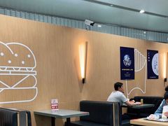 大堂-麦当劳(北京大兴机场二层国内到达(安检外)店)