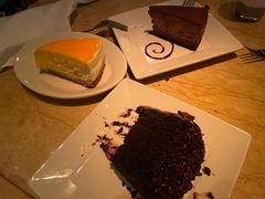 -The Cheesecake Factory(baldwin avenue)