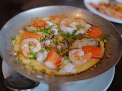 -Chom Cafe and Restaurant