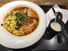 -哇蛙牛功夫面渝都料理(龙阳广场店)