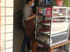 -珀玉莲花白米线店