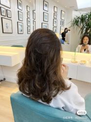 -时尚殿堂明星门店