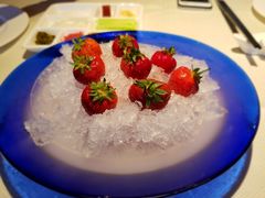 冰镇草莓-四季民福烤鸭店(前门廊房二条店)