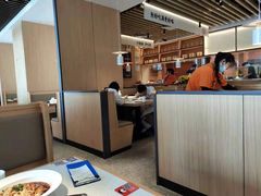 大堂-江渔儿酸菜鱼(东厦一百店)