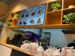 -万和春排骨砂锅米饭(新业广场店)