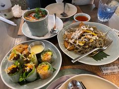 辣椒膏虎虾扎肉炒越南粉丝-CHINCHIN 青青·泰国料理(万象食家店)