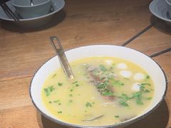 -蜜桃餐厅·伴山(湖滨商业街店)