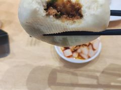 -李与白包子铺(桐梓林店)