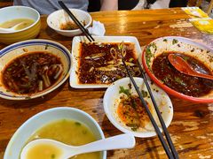 -朱大嘴肥肠血旺(福字街店)