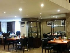 大堂-车之谷·汽车文化主题餐厅(汽开店)