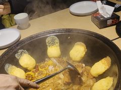 -万里闯关东铁锅炖菜馆(高新旗舰店)