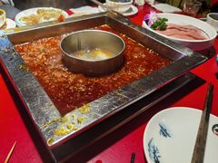-二荆条·蜀鲜汇城市森林火锅