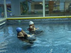 -蓝海星亲子游泳(南中环店)