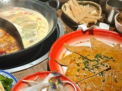 -萍姐火锅·公路夜市(武汉首店)