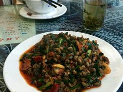 酱爆螺丝。-洱海渔家饭庄