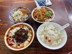 -小谭豆花(西大街店)