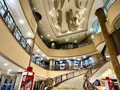 -深圳君逸国际酒店(龙岗横岗塘坑地铁站店)