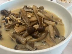 -鱼痴渔醉·食鲜集(月亮湾店)