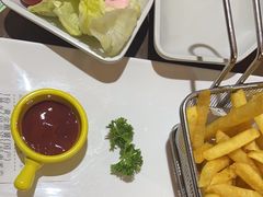 -豪客来牛排(空港华联店)
