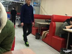 大堂-叶氏香辣蟹·龙虾·烧烤(晨阳路店)