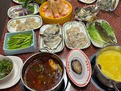-四囍码头海鲜烧烤自助火锅(外滩南京东路悦荟广场店)