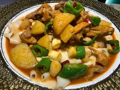 阿里疆大盘鸡-阿里疆Alijiang·丝路美食·异域风情·清真(长楹天街店)