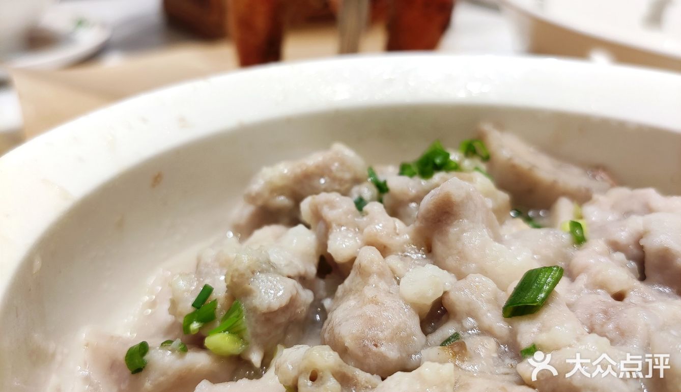 费大厨王炸组合「辣椒炒肉＋大王柠檬茶」每桌必点[坏笑]