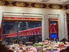 -小天鹅火锅·一线江景洪鼎旗舰店(洪崖洞店)