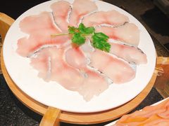 高山活鱼片-周师兄大刀腰片火锅(洪崖洞旗舰店)