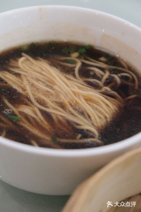 狮王府淮扬菜(新街口友谊店)招牌阳春面图片