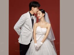 点击看大图 -挪娅婚纱摄影皇家会所