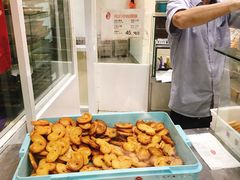 小蝴蝶酥-上海哈尔滨食品厂(淮海中路店)