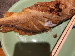 垂钓小黄鱼-北平盛世·新京菜·北京烤鸭(劲松·双井店)