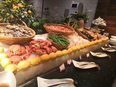 -OPEN開全日自助餐厅·西餐·海鲜(佛山希尔顿酒店)