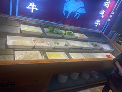 -运气牛自助酱大骨火锅(南京东路店)