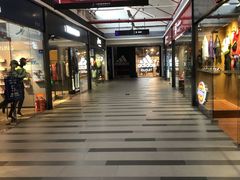 -TIMES CITY OUTLETS 时代·城市·奥特莱斯(上海国际时尚中心店)