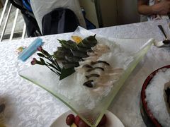-海鲨湾海鲜会馆(百家湖1912店)
