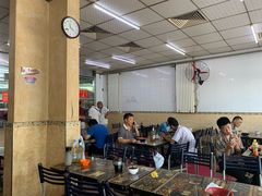 大堂-春雨羊汤店(广开四马路总店)