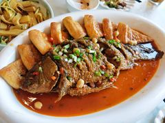 馕包鱼-巴依老爷新疆美食(工体旗舰店)