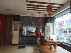 大堂-白家高记肥肠粉(总店)