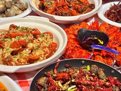 -肥小宝·金牌油焖大虾(襄阳龙虾地标店)