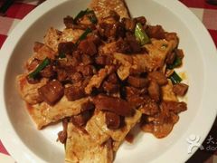 小炖肉烩豆腐-西贝莜面村(上海百联西郊店)