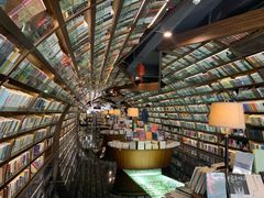 -钟书阁(珍园店)
