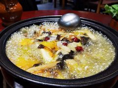 -菌之家·专业纯野生菌火锅·特色炒菌