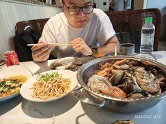 -赶海部落海鲜城(海阳路店)